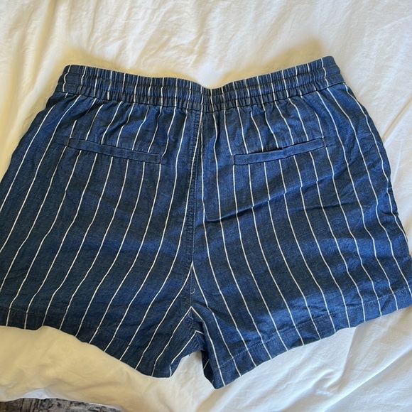 SOLD! J.Crew sea side cotton tie waist pull on short in indigo stripe - Picture 4 of 6